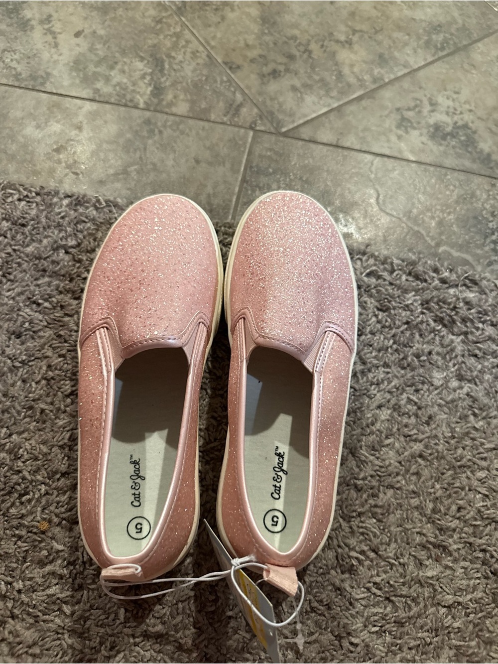 🐒 Cat & Jack Yana Slip-On Glitter Sneakers in blush pink